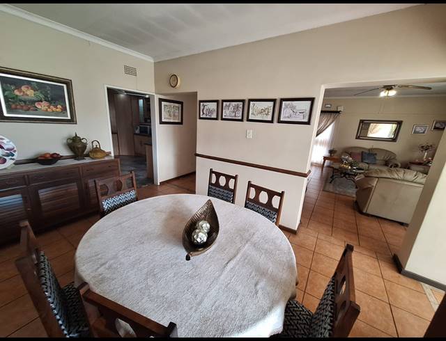 3 BEDROOM HOUSE FOR SALE IN VANDERBIJLPARK SE 2